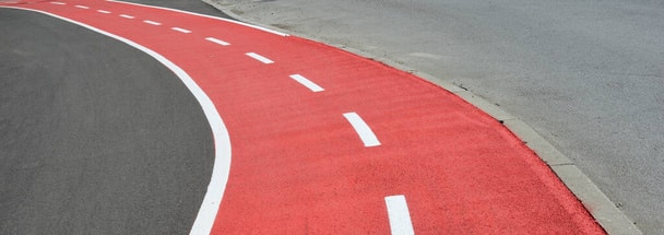 Carril-bici-rojo-