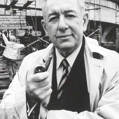 1988-Oscar-Niemeyer-(Brasil)-y-Gordon-Bunshaft-(EE.-UU.)