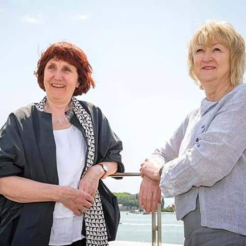 2020-Yvonne-Farrell-y-Shelley-McNamara-(Irlanda)